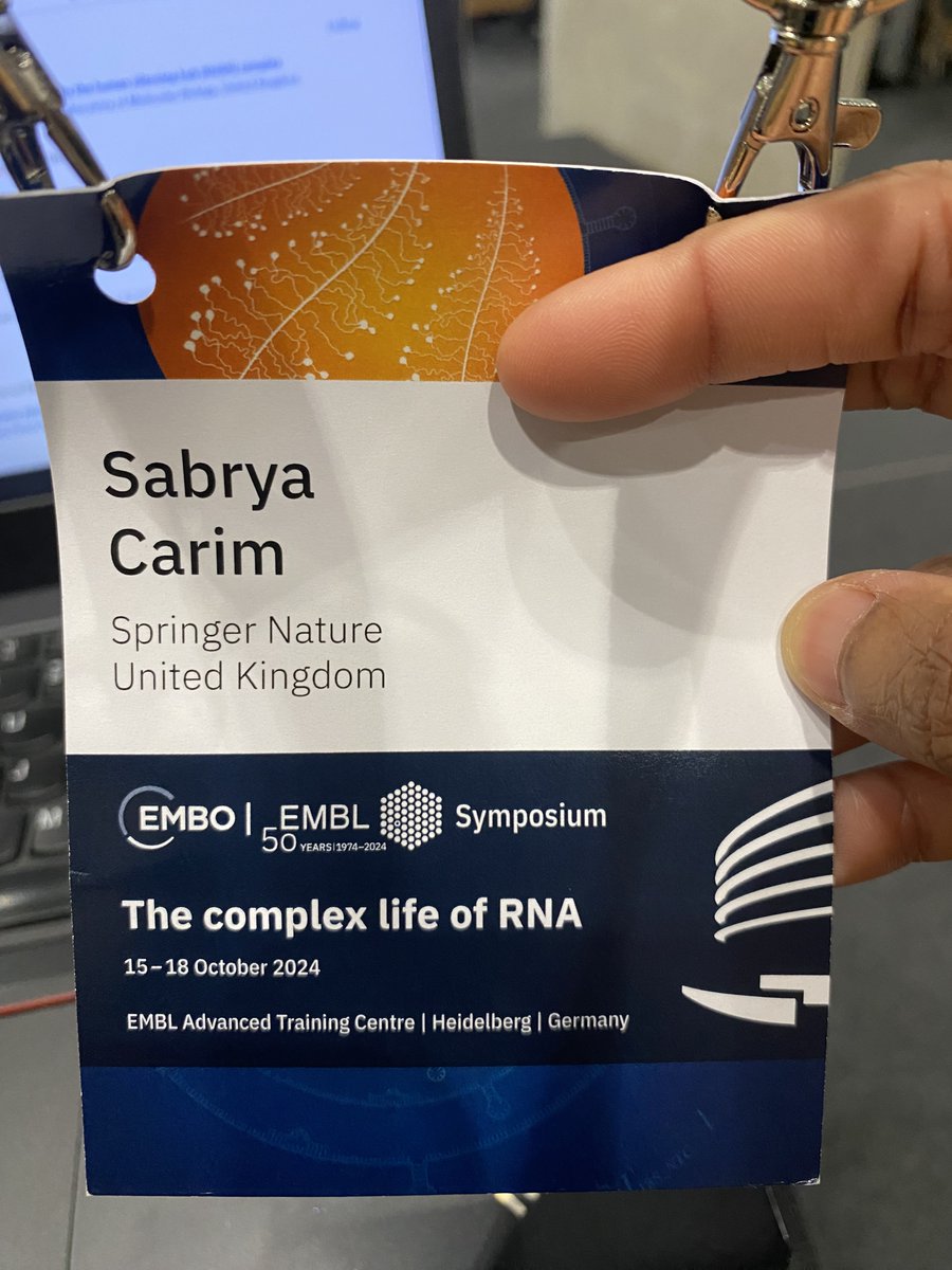 cSabrya's tweet image. I have the pleasure of attending ‘The complex life of RNA’ #EMBL conference in Heidelberg from the 15th-18th October. 'Meet the editor’ session happening this afternoon at 12.15– do drop by or get in touch by email if you’d like to discuss your work for @NatureCellBio #EESRNA