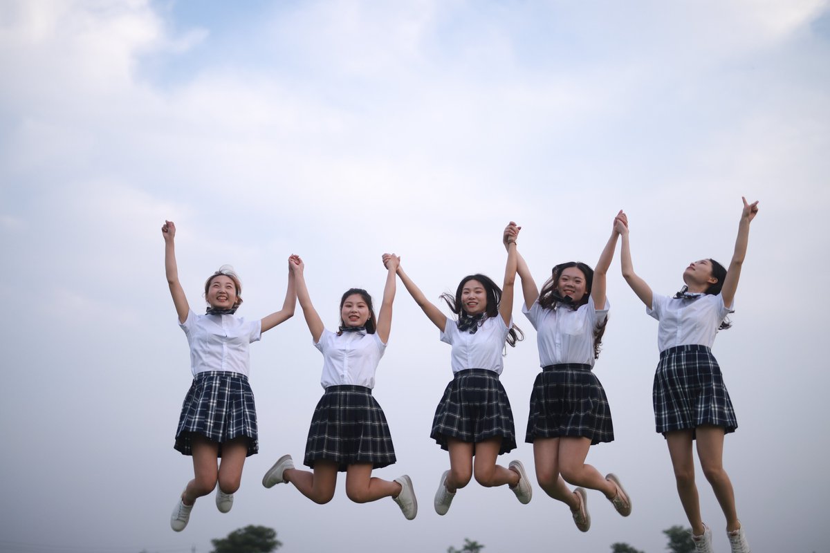 毕业小姐姐写真[510P+7.86G] #眼镜娘 #眼镜妹 #毕业照 #女大学生 #写真 
No.101014 预览全套尺度看置顶或私信 投稿：@007share 
眼镜娘圈子：https://t.co/VSeJDJ4qxz https://t.co/wZekfg77bI