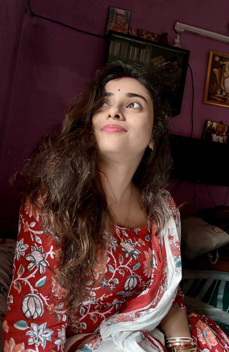 SingerShreyasi's tweet photo. শুভ কোজাগরী লক্ষ্মী পূজার প্রীতি ও শুভেচ্ছা জানাই সবাইকে ❤️🙏🏼✨😊🧿 https://t.co/cCafawNUEF
