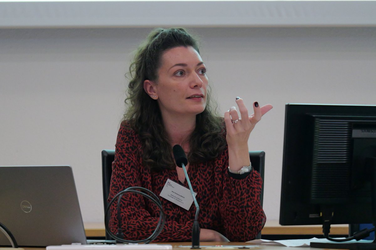 acnancymetz's tweet photo. Comment parler des métiers selon le développement cognitif des adolescents ? Séminaire à destination des #psyEN EDO de @acnancymetz organisé par le SAIO sur le thème de la #découvertedesmétiers et animé par Kimberley Brioux, maître de conférence en psychologie du développement https://t.co/XZSep0Tpdv