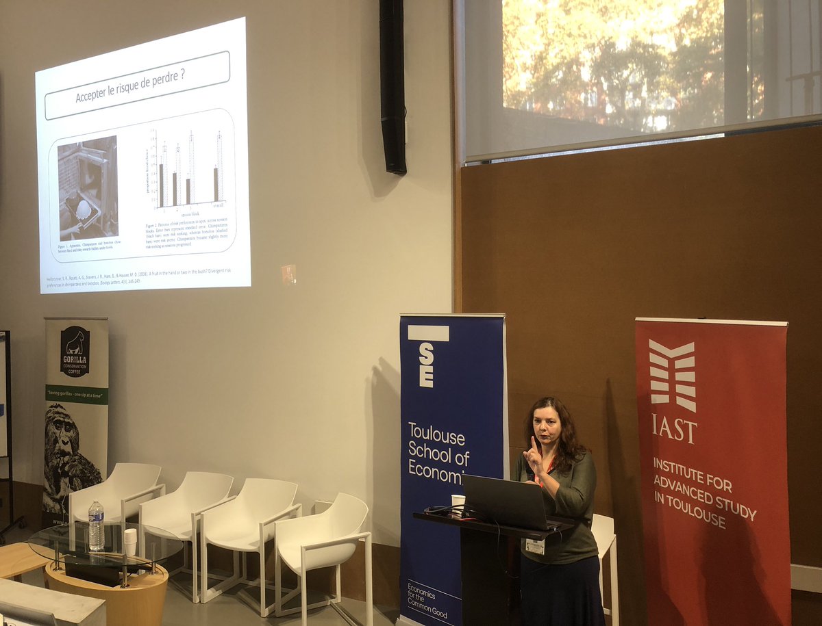 Super plénière par Valérie Dufour à <a href="/IASToulouse/">IAST</a> <a href="/TSEinfo/">TSE</a> pour <a href="/LaSFDP/">La Société Francophone de Primatologie - SFDP</a> ce matin ! Notamment sur la manipulation et la planification de la réciprocité alimentaire #microeconomie #SFDP2024