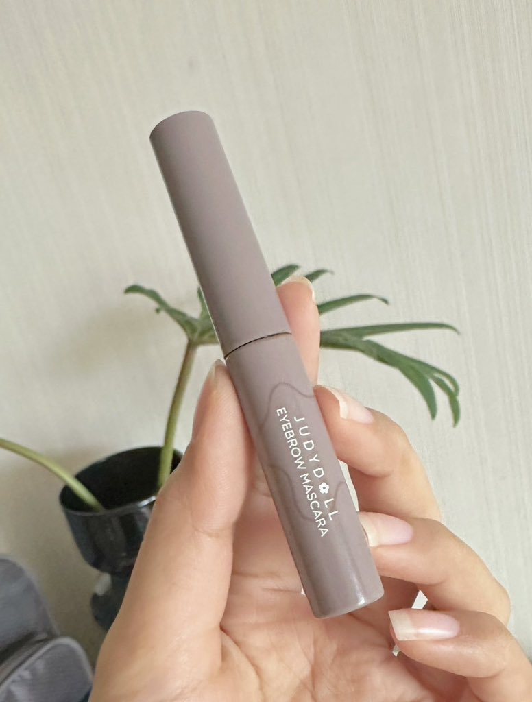 NavyO_O's tweet image. ถ้าผมดกแต่อยากได้คิ้วอ่อนโหวต Judydoll คับ ไม่เป็นก้อนใดๆร้อยกว่าบาท