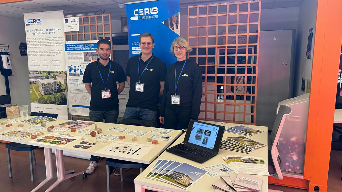 Le_CERIB's tweet photo. [📷 #FDS2024 : le CERIB fête la Science à la Cité de l’Innovation]

Merci aux nombreux visiteurs - amateurs ou passionnés de sciences – qui se sont rendus le 12 octobre sur le stand du CERIB, à l’occasion de la Fête de la Science organisée au 101 - Cité de l’Innovation. https://t.co/HRXGFf0E5j