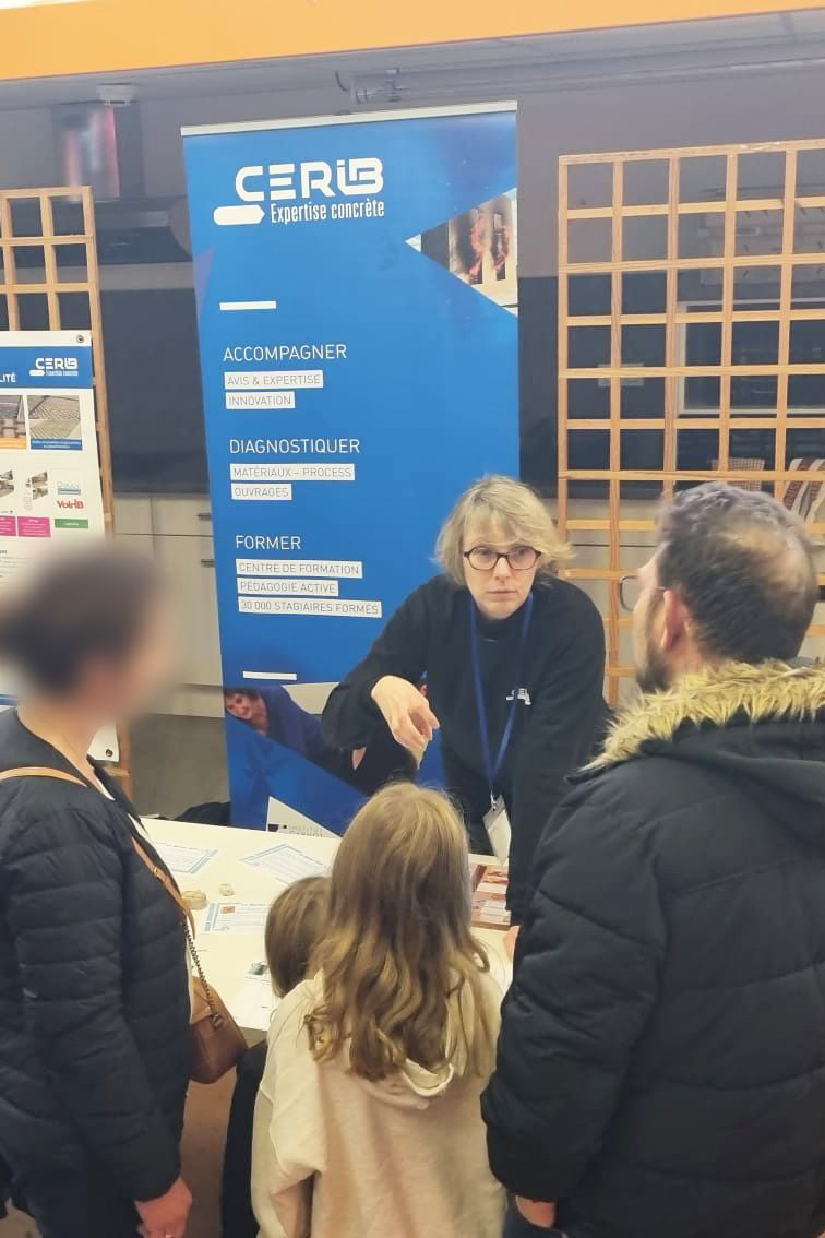 Le_CERIB's tweet photo. [📷 #FDS2024 : le CERIB fête la Science à la Cité de l’Innovation]

Merci aux nombreux visiteurs - amateurs ou passionnés de sciences – qui se sont rendus le 12 octobre sur le stand du CERIB, à l’occasion de la Fête de la Science organisée au 101 - Cité de l’Innovation. https://t.co/HRXGFf0E5j