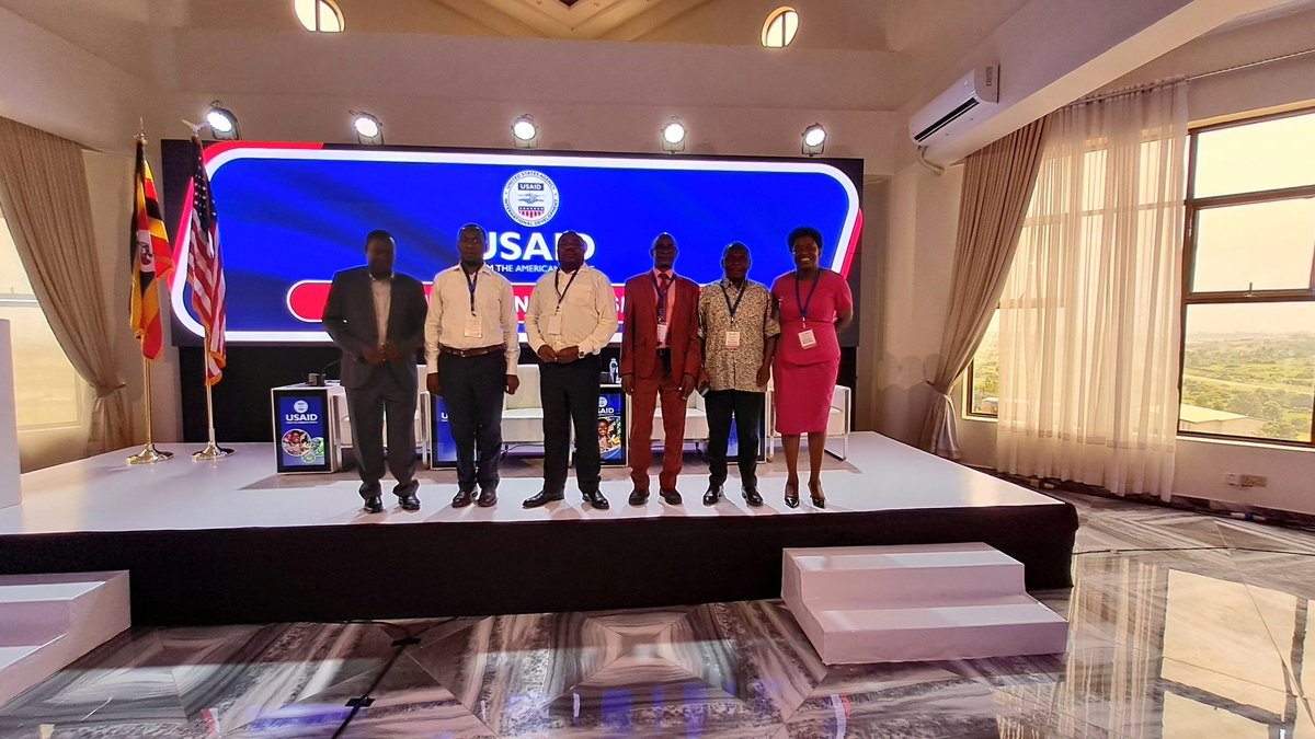 SWRDF_'s tweet photo. Exciting times! @regional_west is currently @WorkwithUSAID Localization roadshow in Mbarara. We're thrilled to be part of this initiative promoting locally-led development in the region!
@USAID
@EvelyneNinsiim1
@biziabby
@Rwebiita

 #Localization #Development #WorkwithUSAID https://t.co/bhbFuLaeq9