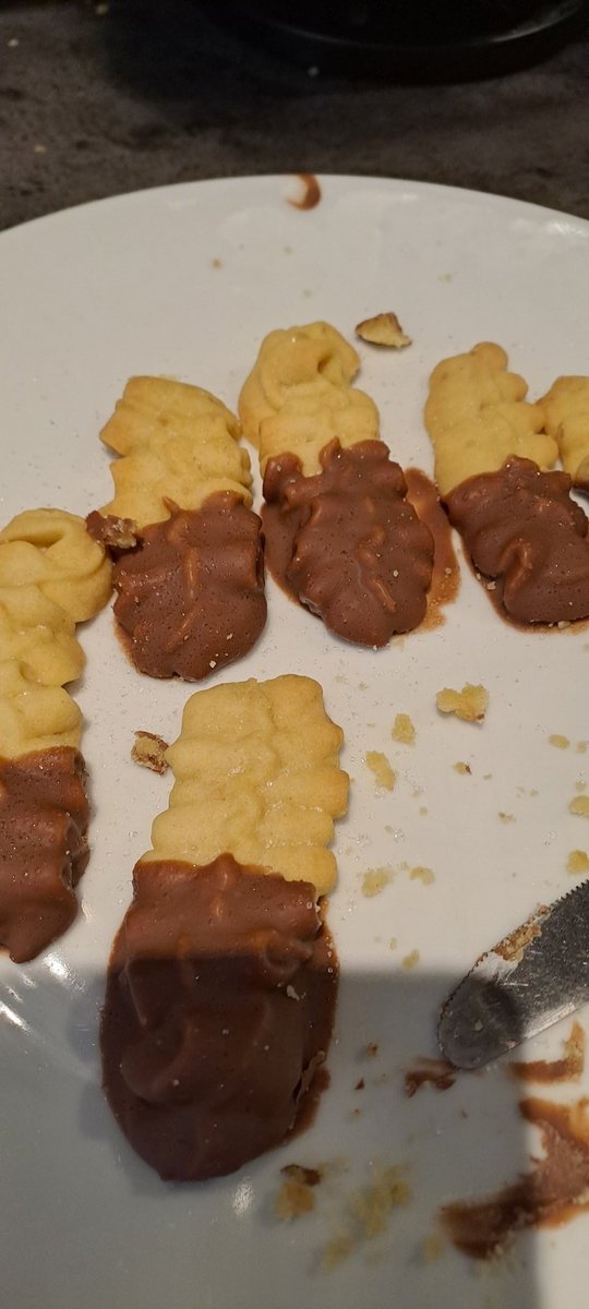 Checkpoint Samantha *Commissions Open* tweet media