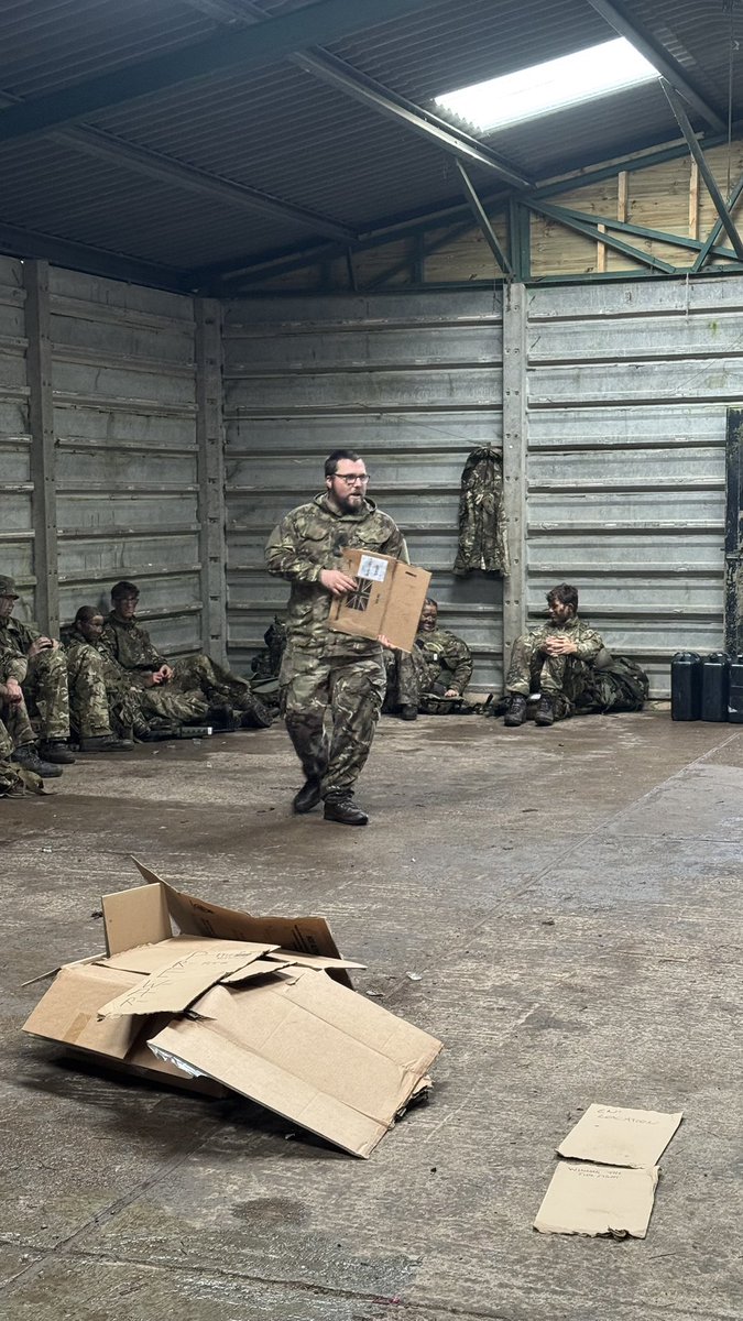 The weather’s forced our hand, so lessons have moved indoors. Cadets are now mastering the 6 Section Battle Drills - adapt and overcome! 💪🏠 #CadetTraining #WetButWilling @HabsMonmouth
