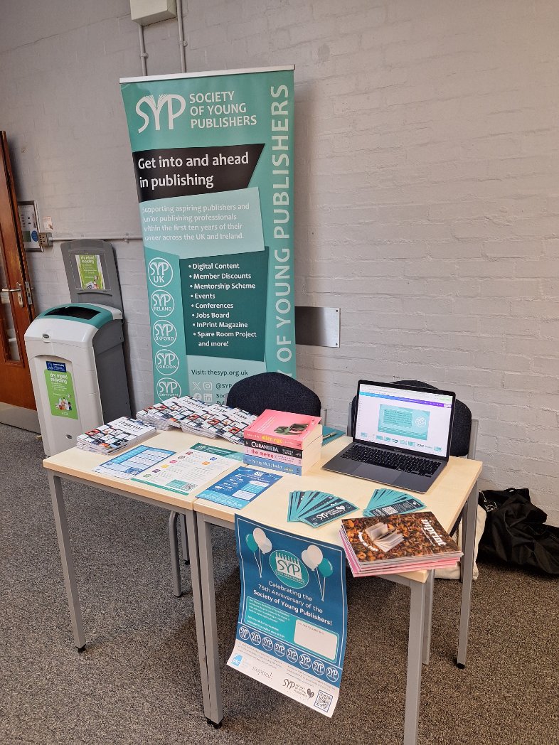 SYP_UK's tweet photo. If you're at @UniofReading cone along to the Careers Fair today and say hello! Our Co-Chair @eleanorgaffney_ is up in room 104 of the Palmer Building! π #SYPInto https://t.co/SqwWo8r8nn