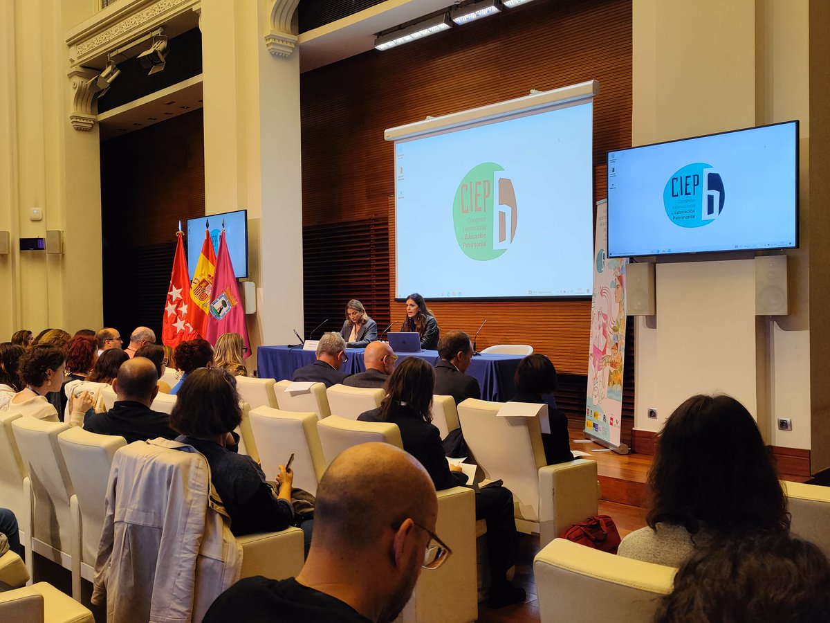 Iniciando el VI Congreso Internacional de Educación Patrimonial con mucha ilusión de compartir y reencontrarnos!! #CIEP6 <a href="/ARGOSZARAGOZA/">ARGOS</a> <a href="/Red14ECCSS/">Red14ECCSS</a> <a href="/Rivero_MPilar/">Pilar Rivero</a> <a href="/AIEtxeberria/">Alex Ibañez Etxeberria</a> <a href="/ofontal/">olaia fontal</a> <a href="/DCastro_pablo/">Pablo de Castro</a> <a href="/Urluvel/">Ursula Luna</a> <a href="/borjaaso/">Borja A. M.</a>
