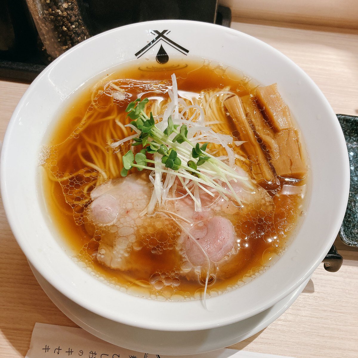 ui_grace's tweet photo. 昨日縮毛矯正したから、頭ぺったんこ(3ヶ月に1回縮毛矯正かける女)
美容院終わりにラーメンと餃子も食べた💗
一昨日テレビでこの店出ててまた食べたくなった https://t.co/PiYvmQKl1V