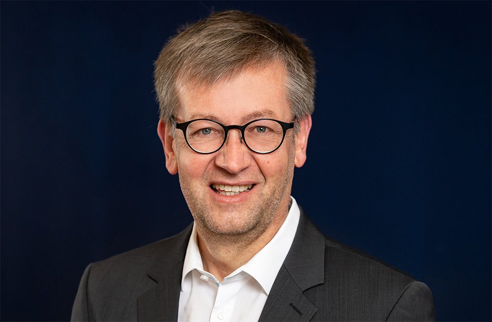 #Cannabis #Blienert #CAV #CSC #CemAmZug #Saeule2Jetzt

Mir platzt der Kragen! Man lässt die CAV verrecken, Wendt verbreitet im TV Lügen, Söder und Merz fordern Reprohibition und der Grüßaugust der Regierung lächelt in die Kameras. Das widert mich an.

fourtwenty.wtf/index.php/beit…