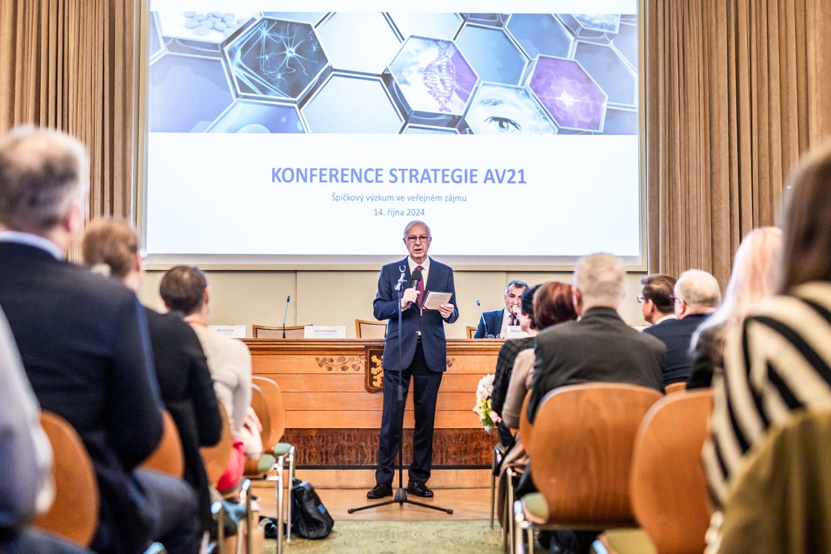 Akademie_ved_CR's tweet photo. 🚀🥗🏃🏻‍♀️Vesmír pro lidstvo, Potraviny pro budoucnost a Společnost v pohybu a veřejné politiky.

🔍To jsou tři výzkumné programy, které se 14. října 2024 představily na konferenci Strategie AV21 v sídle Akademie věd ČR na Národní třídě v Praze.

Více⬇️
https://t.co/UoySK9EYEs https://t.co/GbBJUNJ1W5