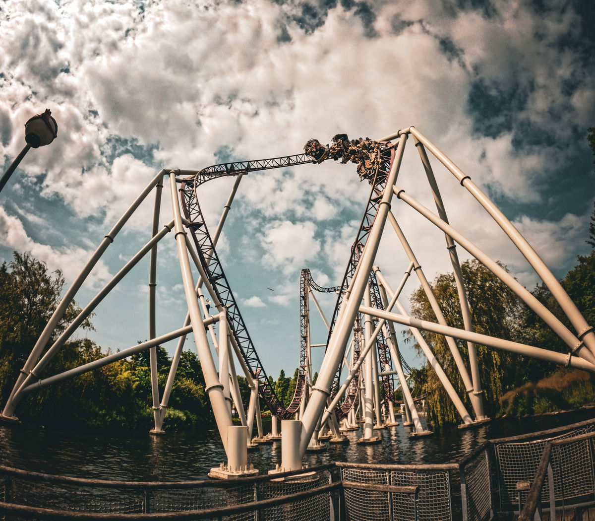 coastercloudapp's tweet photo. Just pure coaster happiness :-)

📷 Ride to Happiness at @Plopsa

#rollercoaster #pretpark #themepark #amusementpark #summer #achtbaan #freizeitpark #achterbahn #photography #happy #coaster #attractiepark #thrill #travel https://t.co/T6Lqn70NYa