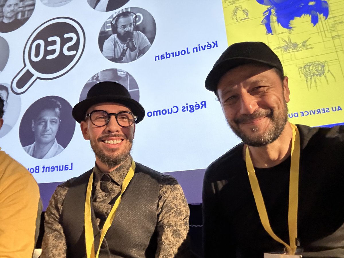 Table ronde, en compagnie de <a href="/GPeyronnet/">Guillaume Peyronnet</a> et <a href="/Cuomo_Regiseo/">Régis 🌈</a> pour <a href="/bizzandbuzz/">Bizz and Buzz</a>