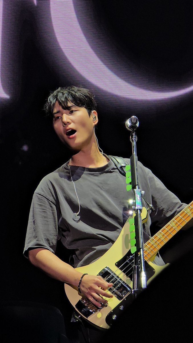 mrsjungchanwoo's tweet photo. YOUNGK KENA ANGIN SURABAYA😭😭😭 https://t.co/jkA8P1FFY4