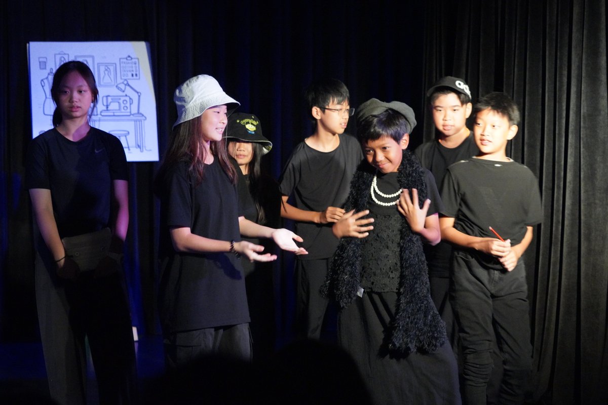 versoschool's tweet photo. C7-8 learners presented a journey through history in their original play! From exploring the Silk Road to understanding the rise of world religions, the Renaissance, the Columbian Exchange&amp; meeting icons they took us through key moments that shaped our world. https://t.co/PRrQgOx8jZ