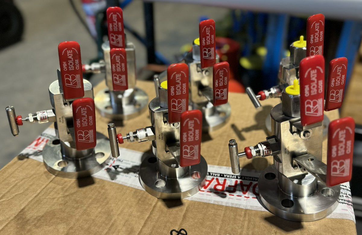 A small quantity of DBB valves leaving JCV today for delivery to a local client!

Do you have a similar enquiry for DBB valves? JCV would be happy to assist you!

💻 jcvltd.com
📞 01642 602288
📧 sales@jcvltd.com
