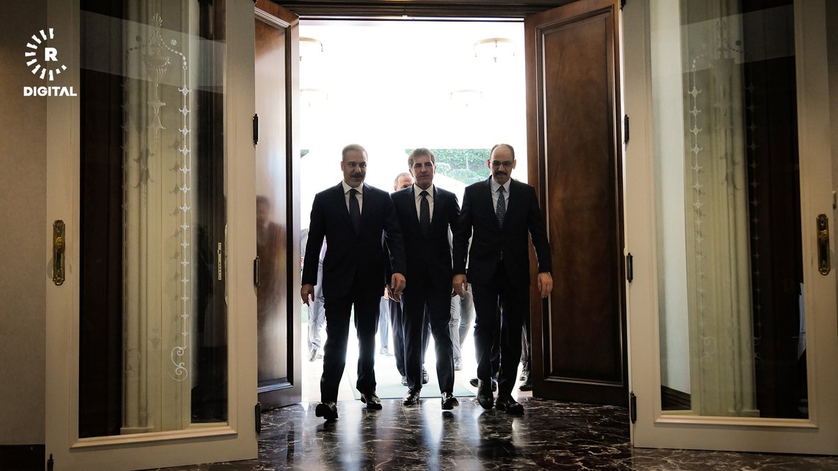 RudawTurkce's tweet photo. FOTO - Kürdistan Bölgesi Başkanı Neçirvan Barzani Ankara'da Dışişleri Bakanı Hakan Fidan ve MİT Müsteşarı İbrahim Kalın tarafından karşılandı https://t.co/kHyGo6AYUE