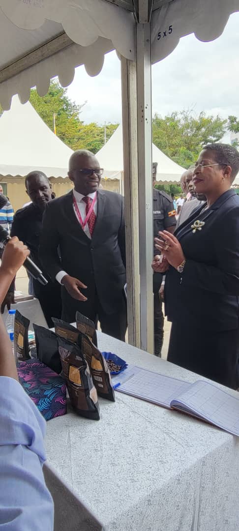 issac_tugume's tweet image. Today, we unite at the #AntiCounterfeitExpo to discuss the dangerous impact of counterfeit goods on health, economy, and safety. Let’s raise awareness &amp;amp; collaborate to #StopCounterfeits. Together, we can build a safer Uganda!
#CounterfeitFreeUG #ProtectConsumers  #ACExpo2024