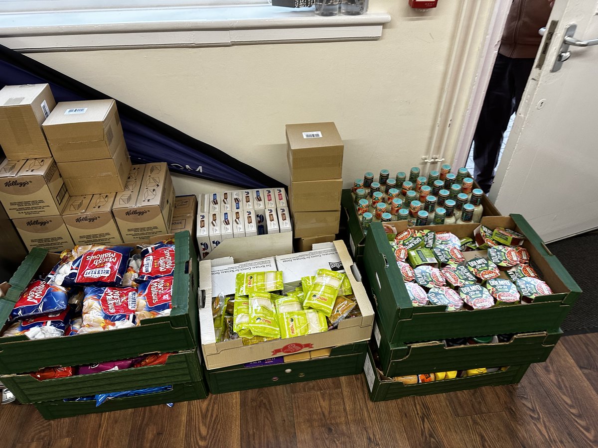 StMatthewsBL's tweet photo. a BIG THANKYOU to @LCFC_Community and @h15church for the amazing donation of food today. We will be offering food parcels to our community next week for half term to support families. https://t.co/NYi4ulrAbt