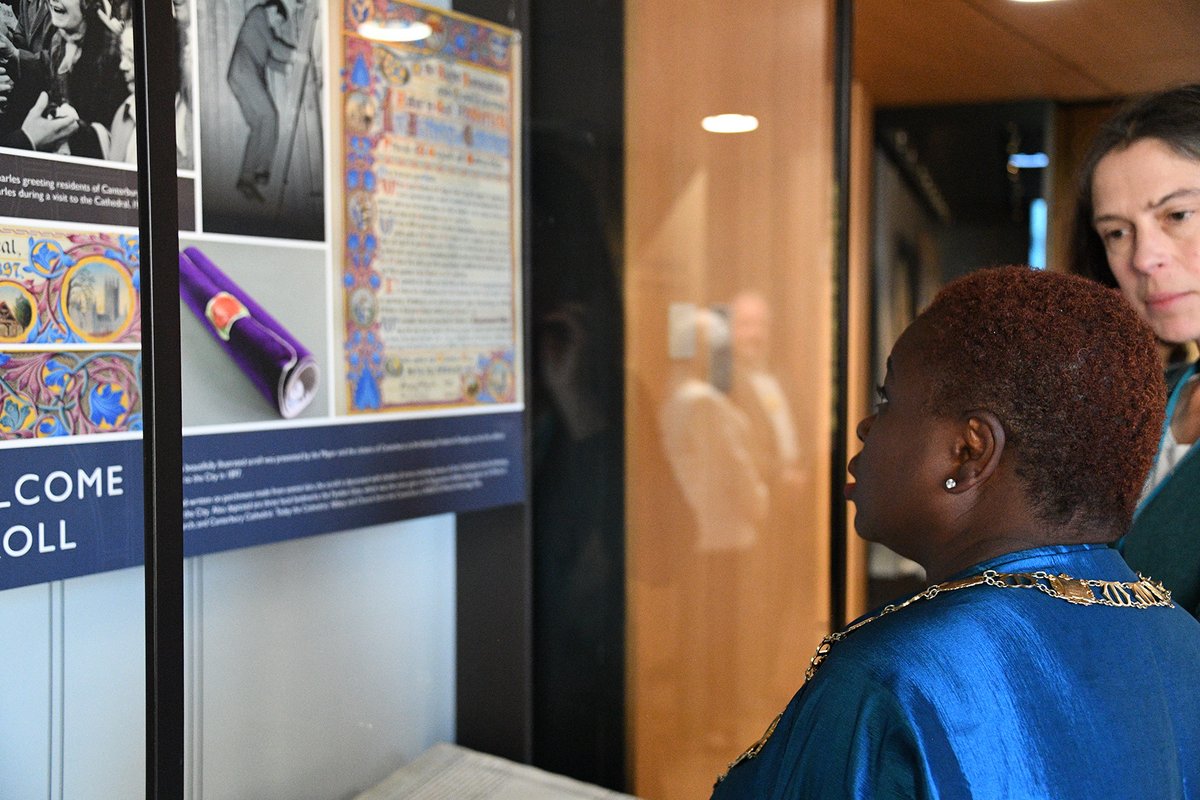 Canterbury Cathedral tweet media