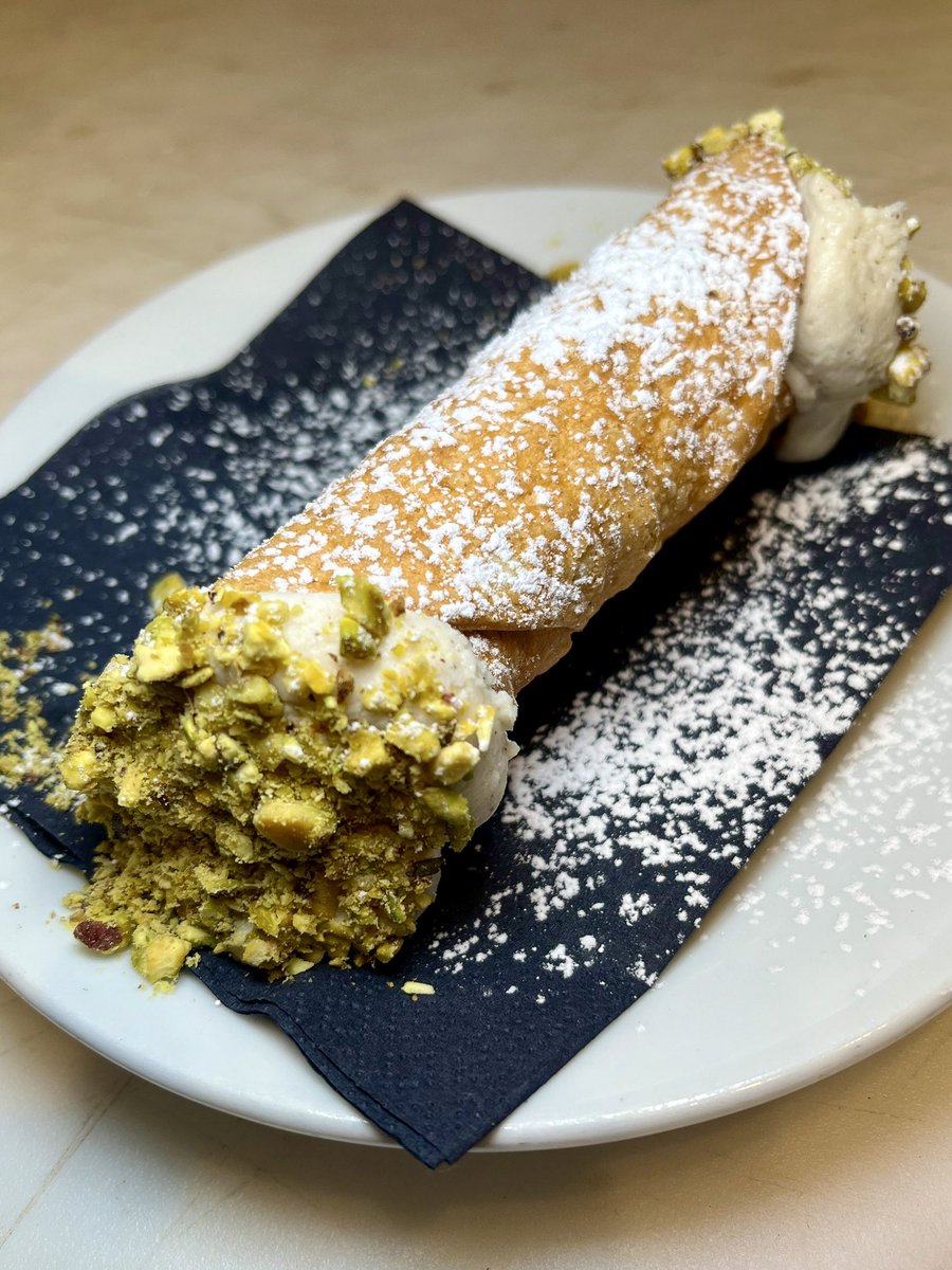 This Sicilian classic is made to order! #cannoli #desserts #italianfood <a href="/imeddiecano/">imeddiecano</a>