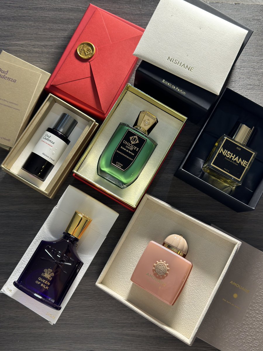 bellarossse_'s tweet image. 5-months Fragrance collection update! 
#Fragzspace