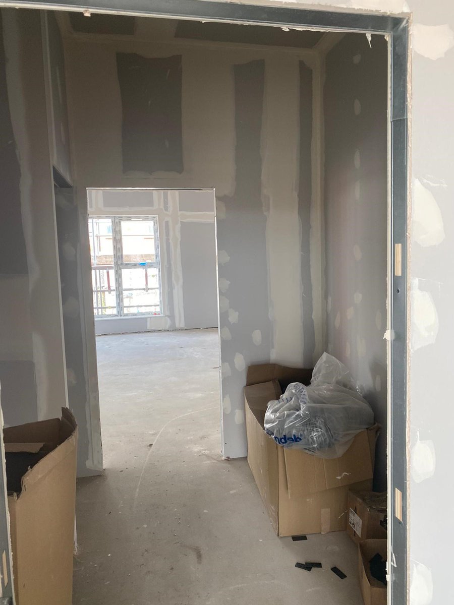 Diamond Decorators tweet media