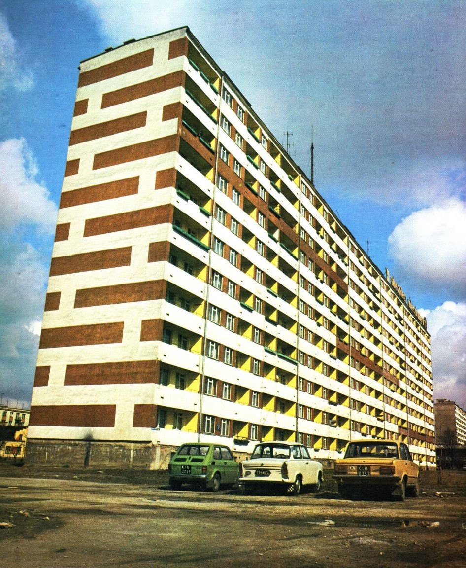 Architektura PRL 💙💛 tweet media