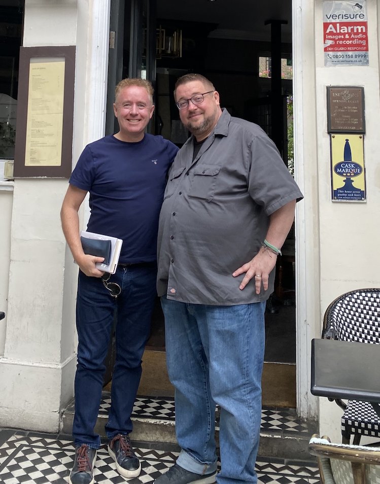 IVerniere's tweet photo. La newsletter de Mark Millar es super interesante. Hoy recomienda la nueva línea #AbsoluteComics de #DCComics , recordando que es lo que siempre ha pedido, unir a los mejores creadores con los mejores personajes. Y además, confirma que está hablando con Marvel para un proyecto. https://t.co/wglx7E1i5K