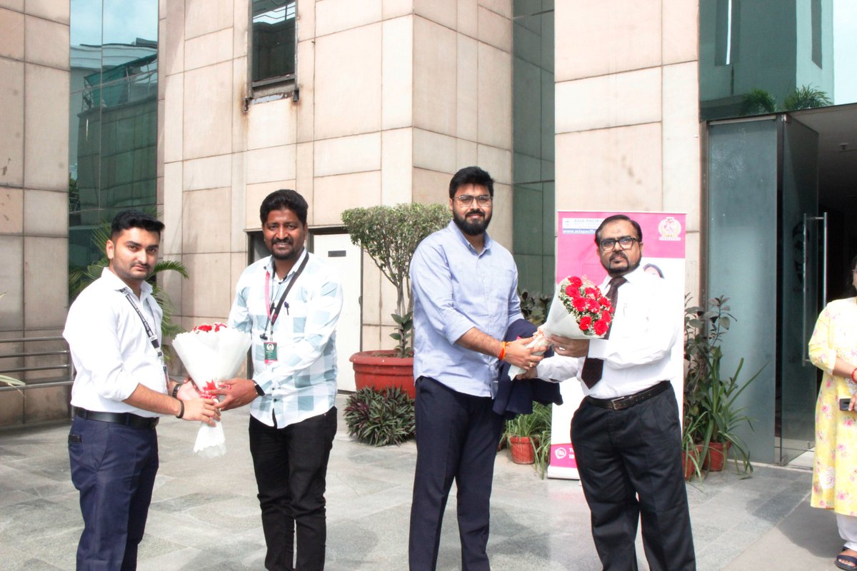 APIMNewDelhi's tweet image. Asia Pacific Institute of Management recently organized a highly successful placement drive in collaboration with Nykaa.
#PlacementDrive #pgdmplacements #CareerGoals #Drive #OffCampus