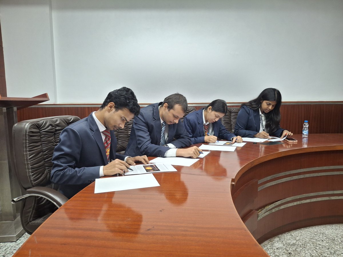 APIMNewDelhi's tweet image. Asia Pacific Institute of Management recently organized a highly successful placement drive in collaboration with Nykaa.
#PlacementDrive #pgdmplacements #CareerGoals #Drive #OffCampus