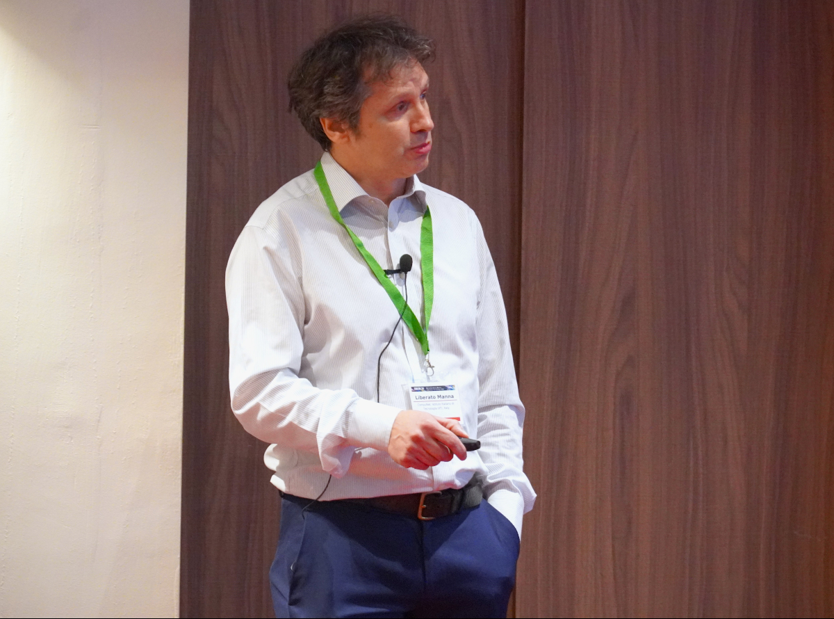 nanoGeConferences (@nanoge_conf) on Twitter photo 🗣️Liberatto Manna (<a href="/MannaLiberato/">Liberato Manna</a>) discusses in #EMLEM24 <a href="/nanoGe_Conf/">nanoGeConferences</a> the ordering of nanocrystals in superstructures, especially how this relates to specific surface ligands and how it influences exciton diffusion processes.
🔗More information here: nanoge.org/EMLEM24/home 🗣️Liberatto Manna (<a href="/MannaLiberato/">Liberato Manna</a>) discusses in #EMLEM24 <a href="/nanoGe_Conf/">nanoGeConferences</a> the ordering of nanocrystals in superstructures, especially how this relates to specific surface ligands and how it influences exciton diffusion processes.
🔗More information here: nanoge.org/EMLEM24/home