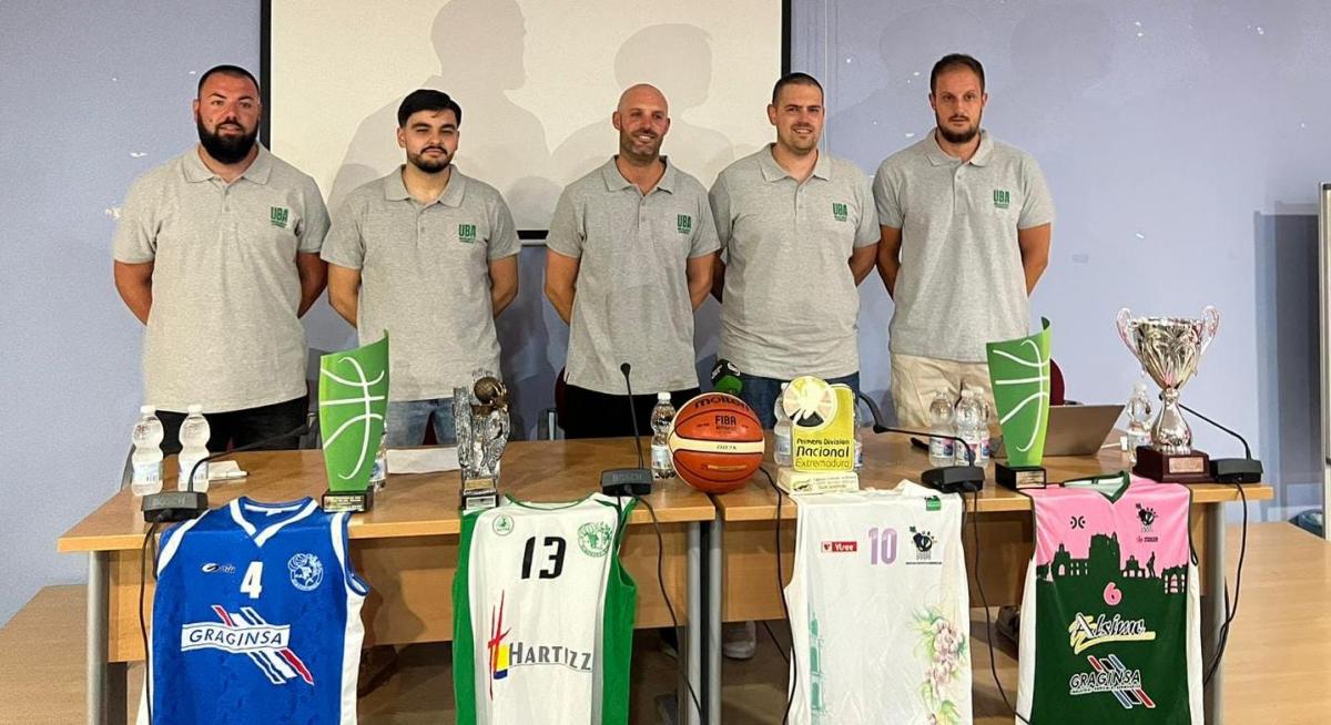 Tres colegios se suman a la liga escolar lanzada por la Unión Baloncesto Almendralejo rcb.almendralejo.es/noticias/13134…
