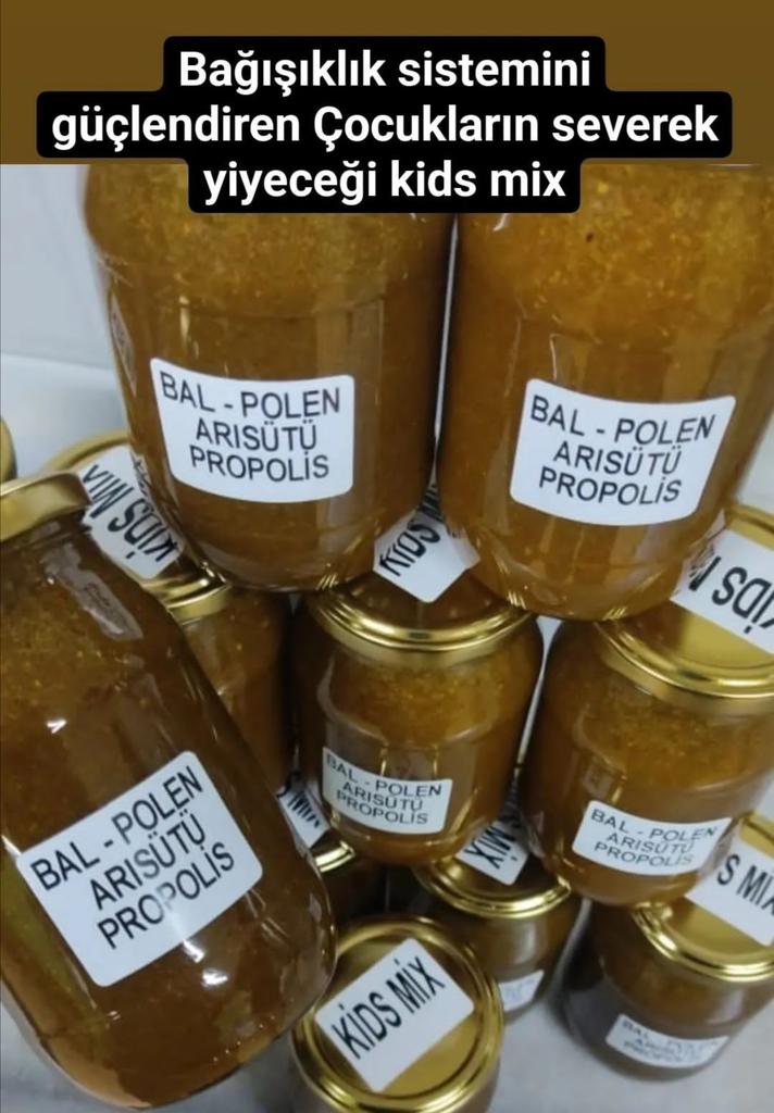 Sivasbalevi's tweet photo. ÜRETİCİSİNDEN
Kendi ürettiğimiz #apiterapı ürünleri
#safbal #polen #perga #arisutu #propolis
Sizlere sunuyorum
Aracı olmadan
Niye daha fazla ücret odeyesiniz💸 https://t.co/YYhaq5H4TV
