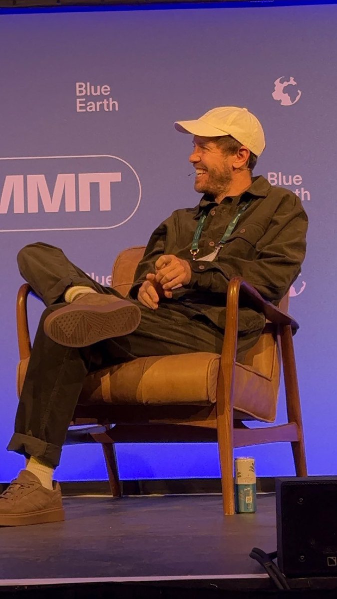 oh mein gott this face is full of kuntenserven