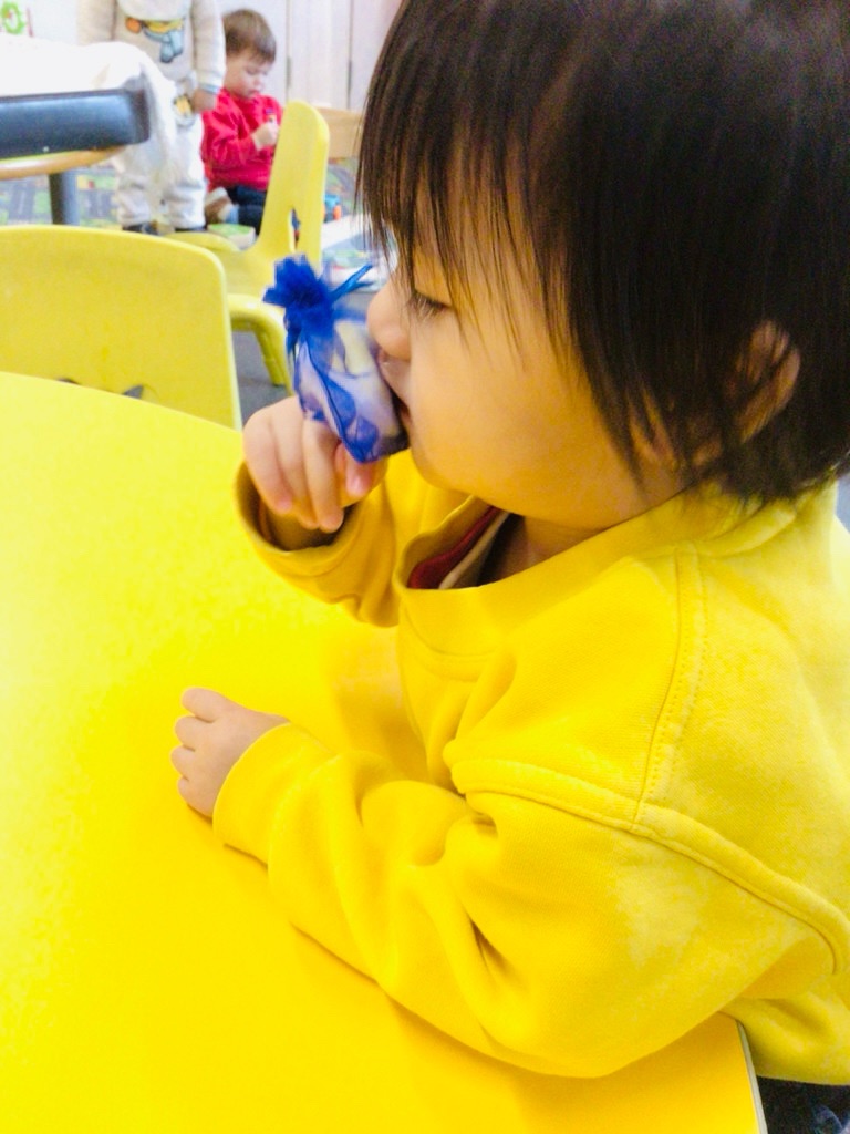 Imaginationps's tweet photo. Sensory play is key to early childhood development! Through exploring different textures, sounds, and colors, children build essential motor skills, enhance brain development, and boost creativity. It’s not just fun—it’s foundational learning. https://t.co/GMJIWrIhkO