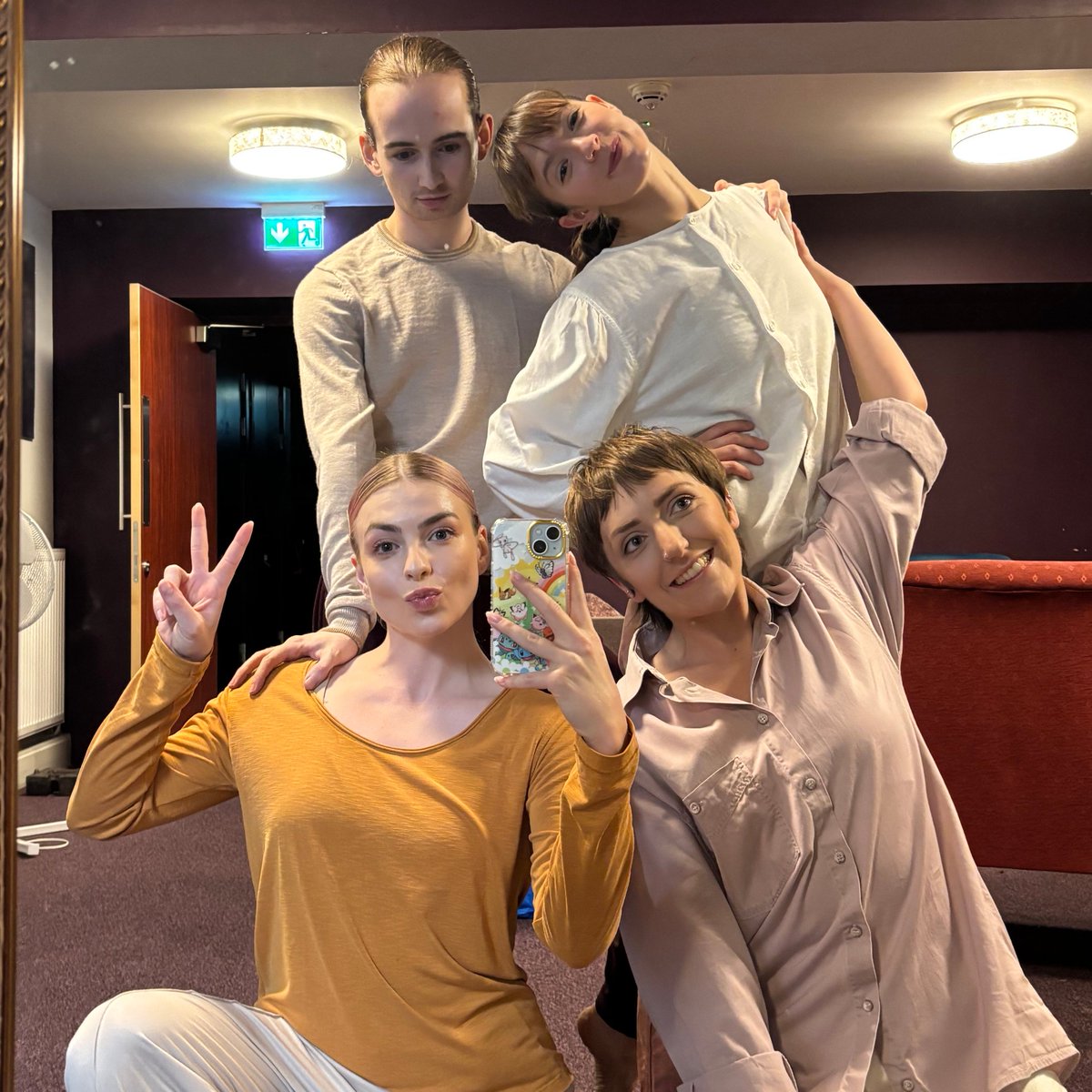 Thanks to everyone who came to watch #PlayPauseRepeat <a href="/QueensHall/">Queen's Hall Arts, Hexham</a>  last night! 🎭 We'd love to hear your thoughts! 💬

Next stop: <a href="/GoCivTheatre/">Gosforth Civic Theatre</a> on Thurs 21 Nov at 7:30 PM. See you there? 👀

🎟️ Get your tickets now: gosforthcivictheatre.co.uk/fertile-ground…

📷 Hayley Walker