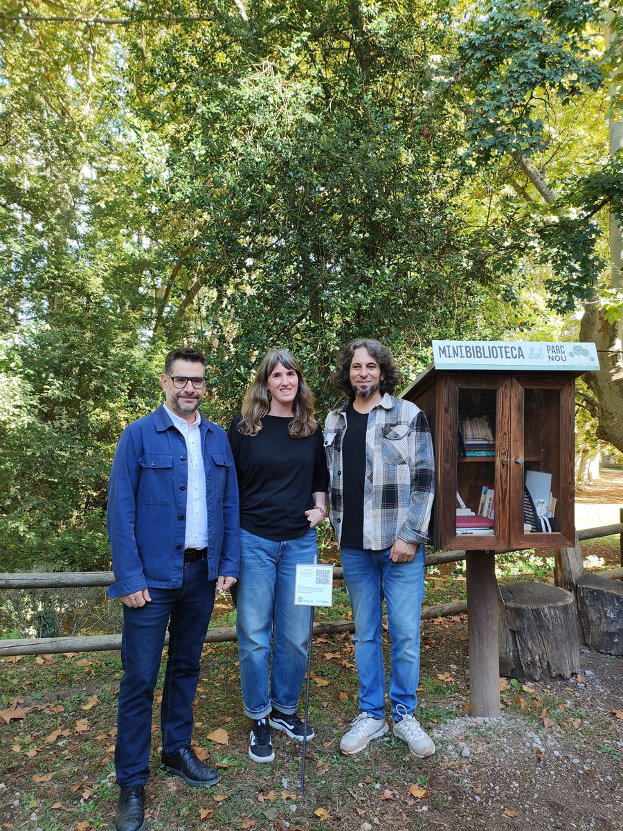 🎶👣Divendres inaugurem el "Passeig sonor", un viatge a peu a través del cançoner popular, on podrem escoltar-ne fragments i els seus orígens.

Farem dues visites guiades:
📅18/10 i 19/10
🎧Cal portar un dispositiu lector de QR i auriculars
📍 Parc Nou

🔗olotcultura.cat/passeig-sonor-…