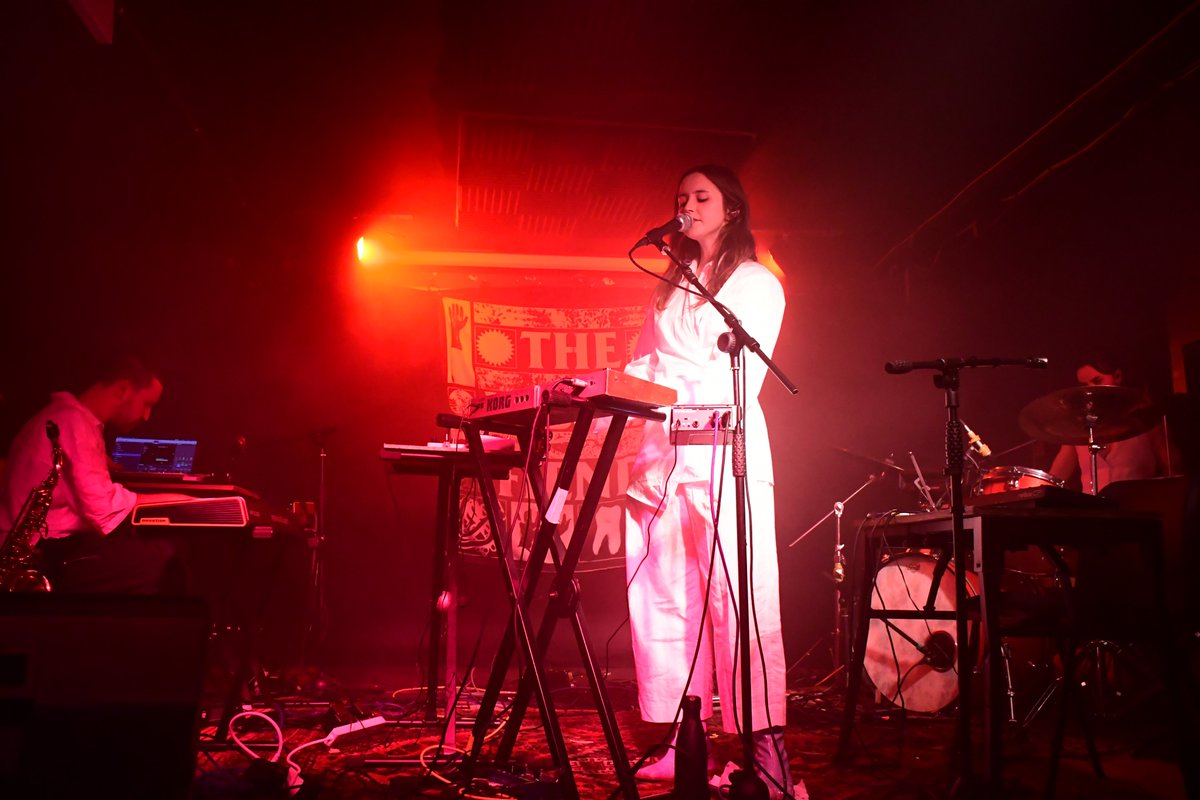 I Love My Brick tweet media