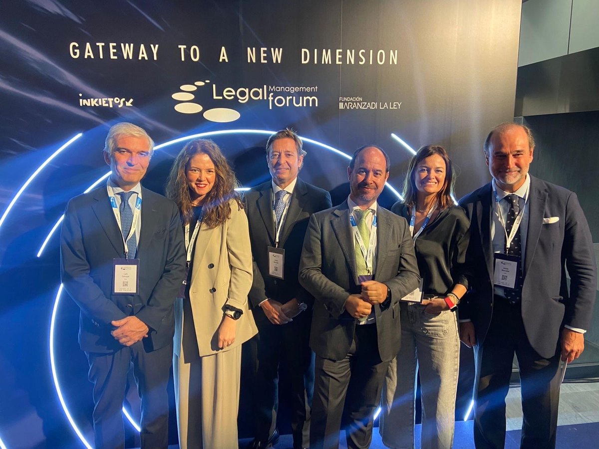 🎙️#Eventos🎙️
Otro año más, el #LegalForum24 ha sido un éxito rotundo. En <a href="/RSM_es/">RSM Spain</a>, estamos orgullosos de haber sido patrocinadores de este evento, que impulsa la innovación y la transformación en el ámbito legal. Enhorabuena a <a href="/FAranzadiLALEY/">Fundación_AranzadiLALEY</a> e <a href="/Inkieto5/">Inkietos</a>!