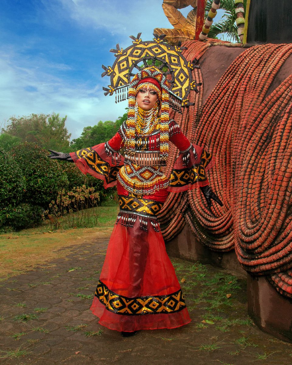 KhiannaWithAK's tweet photo. Set in the mountains of the beautiful Bukidnon ✨️⛰️

Coming into the competition, I didn't just want to represent CDO but also the whole Northern Mindanao and it's tribes. https://t.co/RfKACUAQNG