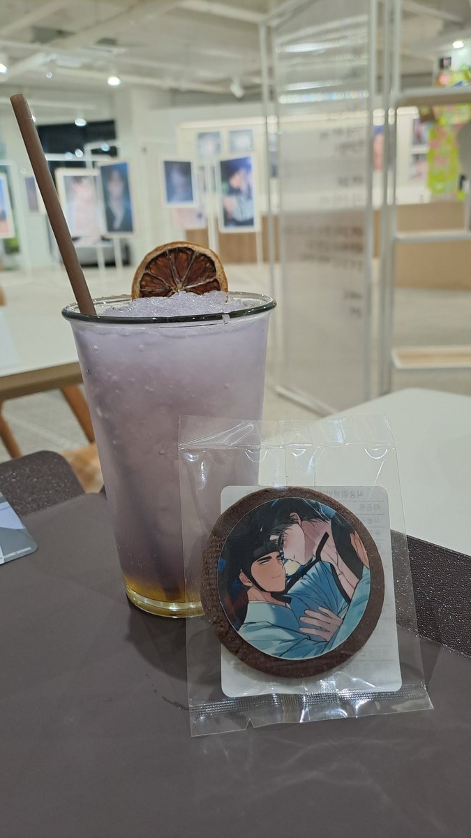 #새구강 #마증지 #모펀 #콜라보카페 #봄툰