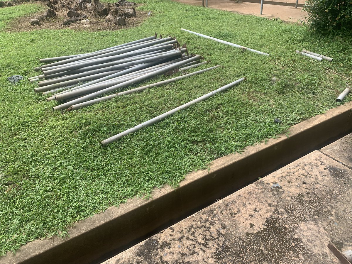 ZikHallUI's tweet photo. Ongoing preparation for the installation of new clothing lines across the hall.

©️ TEAM EVOLUTION https://t.co/DN4edIAmlL