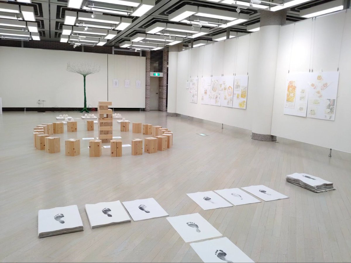 TASARO__'s tweet photo. TASARO展2024、本日から始まりました！
10/20日曜日まで展示しております。
お気軽にお立ち寄りください。

会期：2024年10月16日（水）〜10月20日（日）
10:00〜18:00
初日は13:00から/最終日は17:00まで
目黒区美術館区民ギャラリーにて
東京都目黒区目黒2-4-36　目黒区民センター敷地内
#TASARO展 https://t.co/fgkPuTe8n8