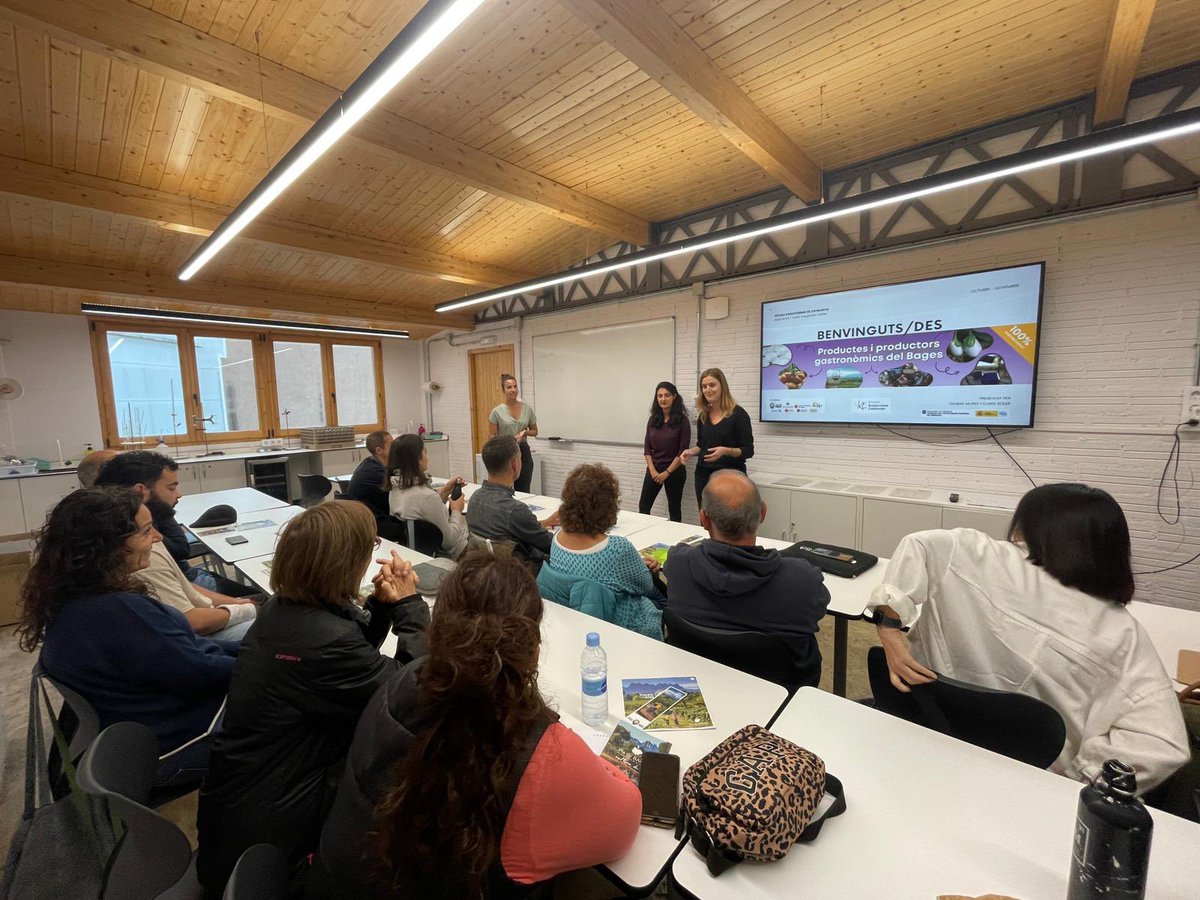 DO Pla de Bages (@dopladebages) on Twitter photo Comença un curs per donar a conèixer els productes locals del #Bages
Organitzat per <a href="/enoturismEDU/">Escola Enoturisme Catalunya</a> i la Ruta del Vi DO Pla de Bages Comença un curs per donar a conèixer els productes locals del #Bages
Organitzat per <a href="/enoturismEDU/">Escola Enoturisme Catalunya</a> i la Ruta del Vi DO Pla de Bages
