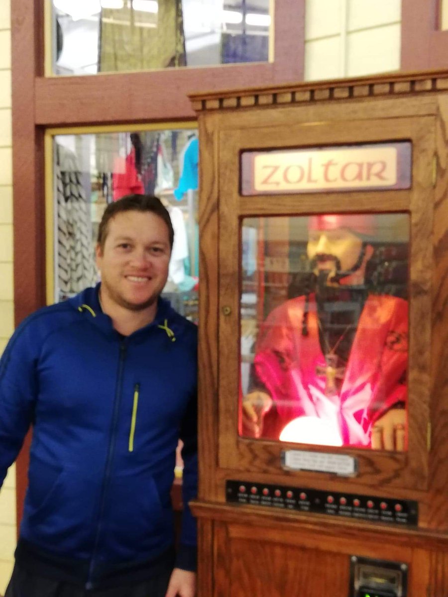 Marc Hall tweet media