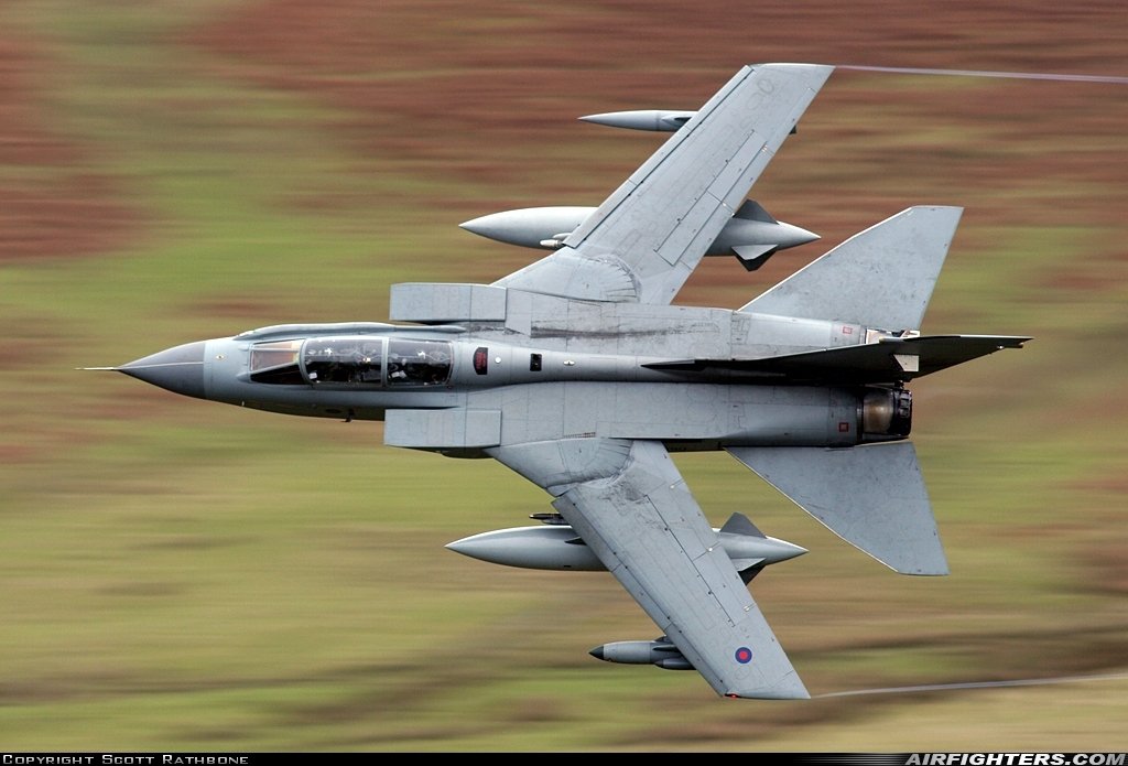 SF_Greenkeeper's tweet photo. @aircrewtv Tornado GR4, F-16, Chinook https://t.co/CxNto6qBN9