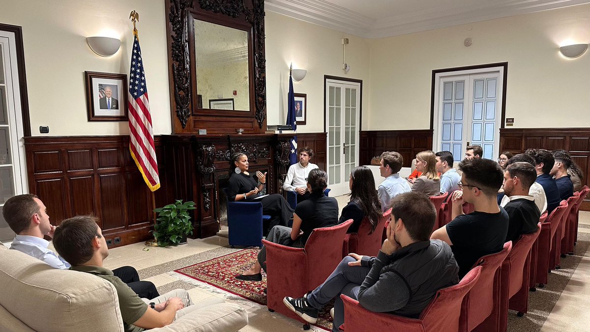 deba-t.org tweet media