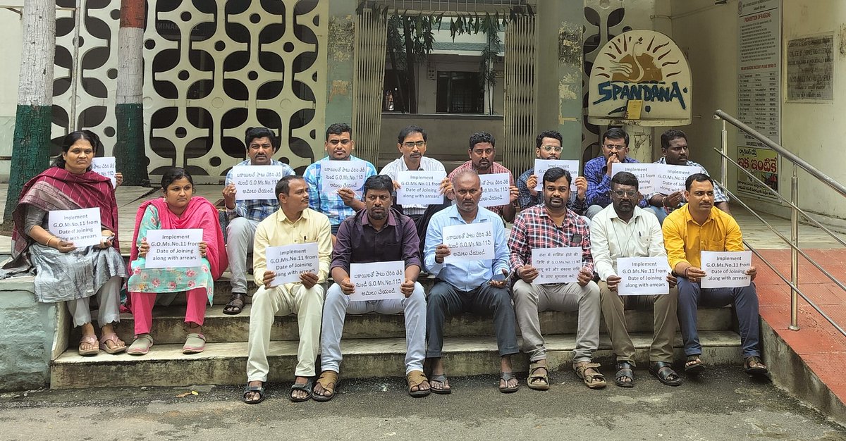 rajeshmitukula's tweet image. The contract faculty at JNTUH continued their relay protest for the seventh consecutive day, demanding the prompt implementation of G.O. No. 11 with arrears and condemning the discrimination by JNTUH officials against contract faculty. @revanth_anumula